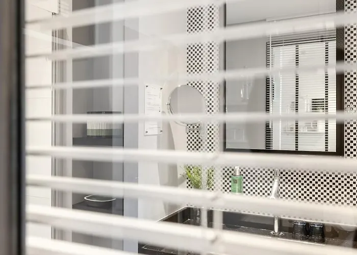 莱斯2别墅酒店 3*