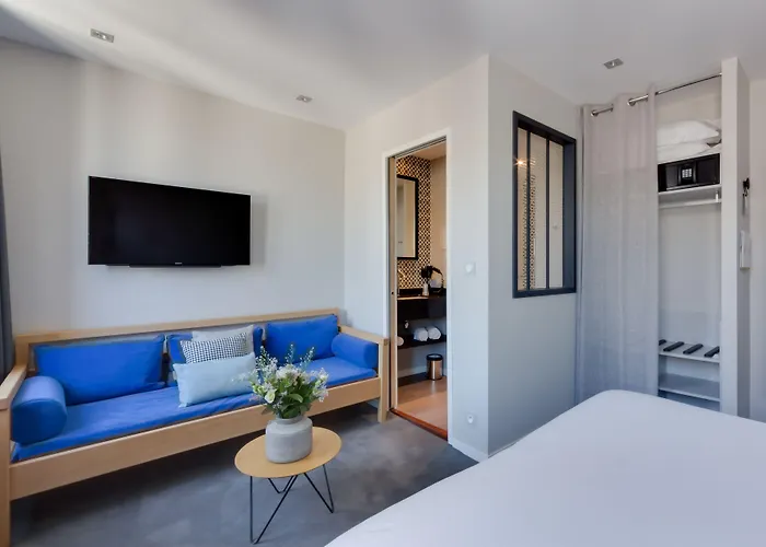 莱斯2别墅酒店 3* 滨海图维列