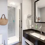 Les 2 Hotel