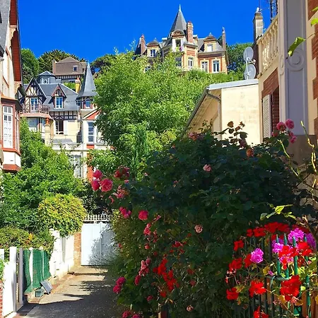 Les 2 Hotel Trouville-sur-Mer